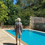 Hotell Kamarca House