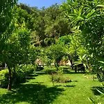 Hotell Kamarca House
