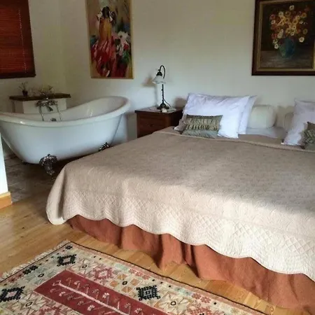 Kamarca House Hotel