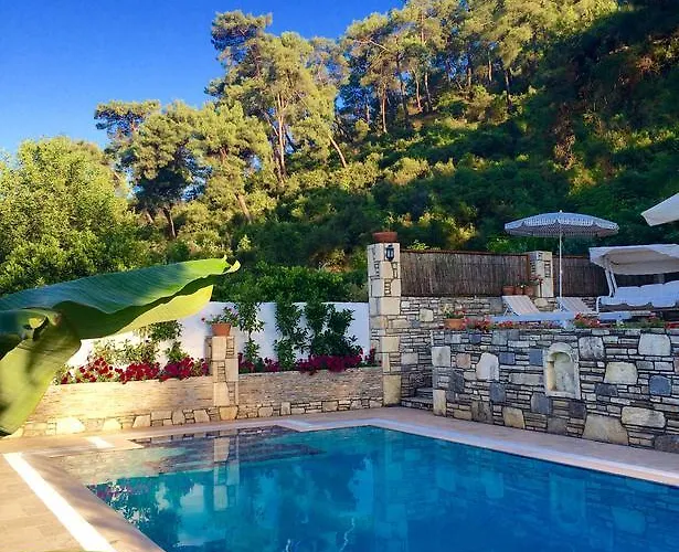 Kamarca House Hotel *