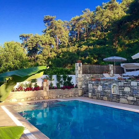 Kamarca House Ξενοδοχείο *