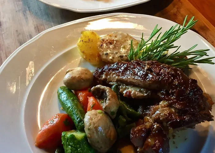 Kamarca House Hotell *